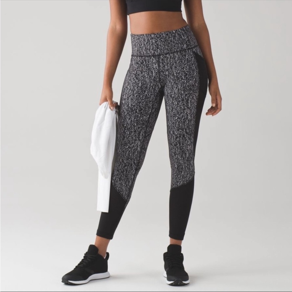 ‼️SALE‼️ + Bundle Deals Lululemon Fit Physique Leggings